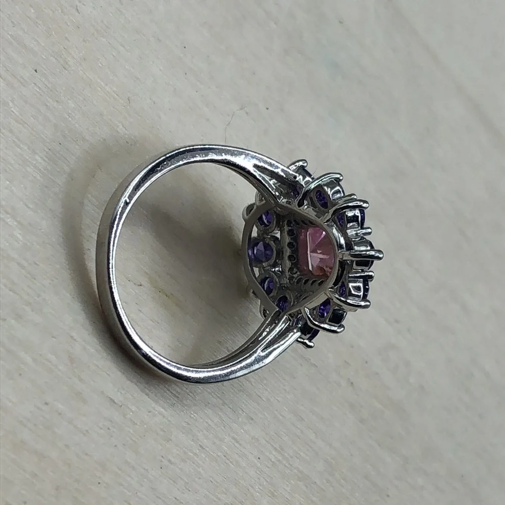 Sparkling crystal faux gemstone costume ring, statement style 9.5